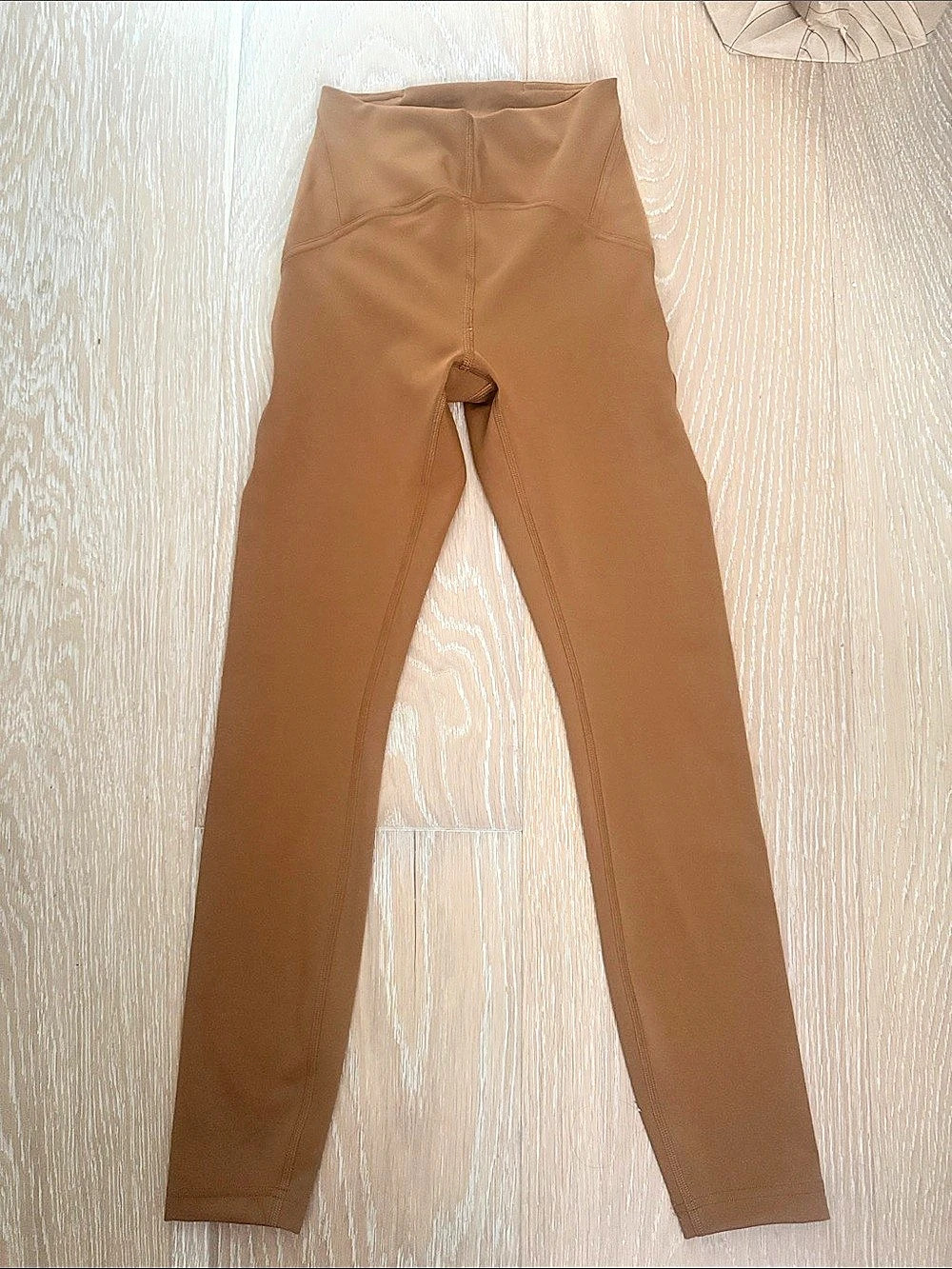 Lululemon Instill High-Rise Tight 25" Size 2 Copper Brown